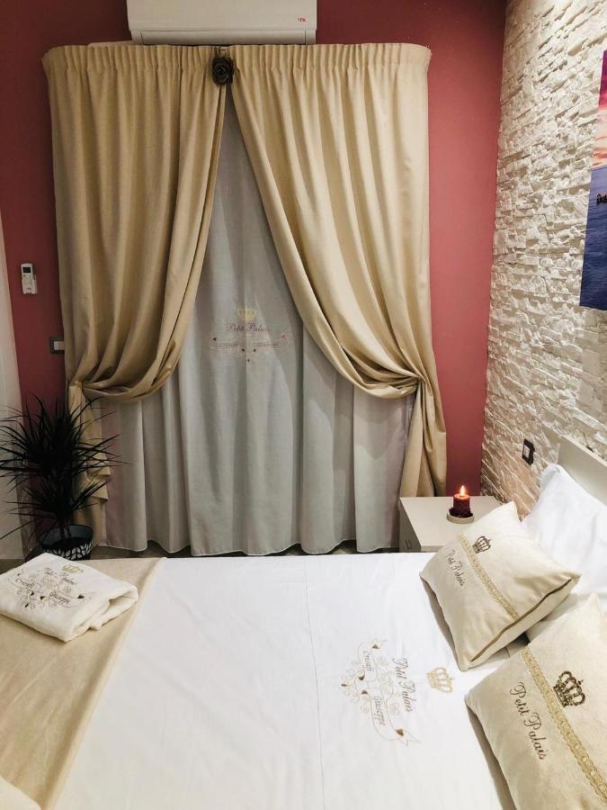 Suite Petit Катания Екстериор снимка