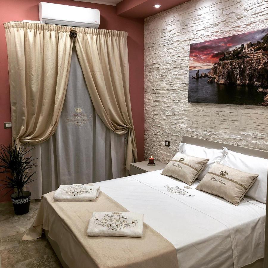Suite Petit Катания Екстериор снимка