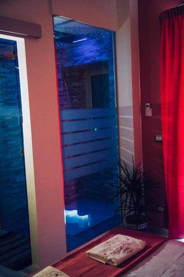 Suite Petit Катания Екстериор снимка